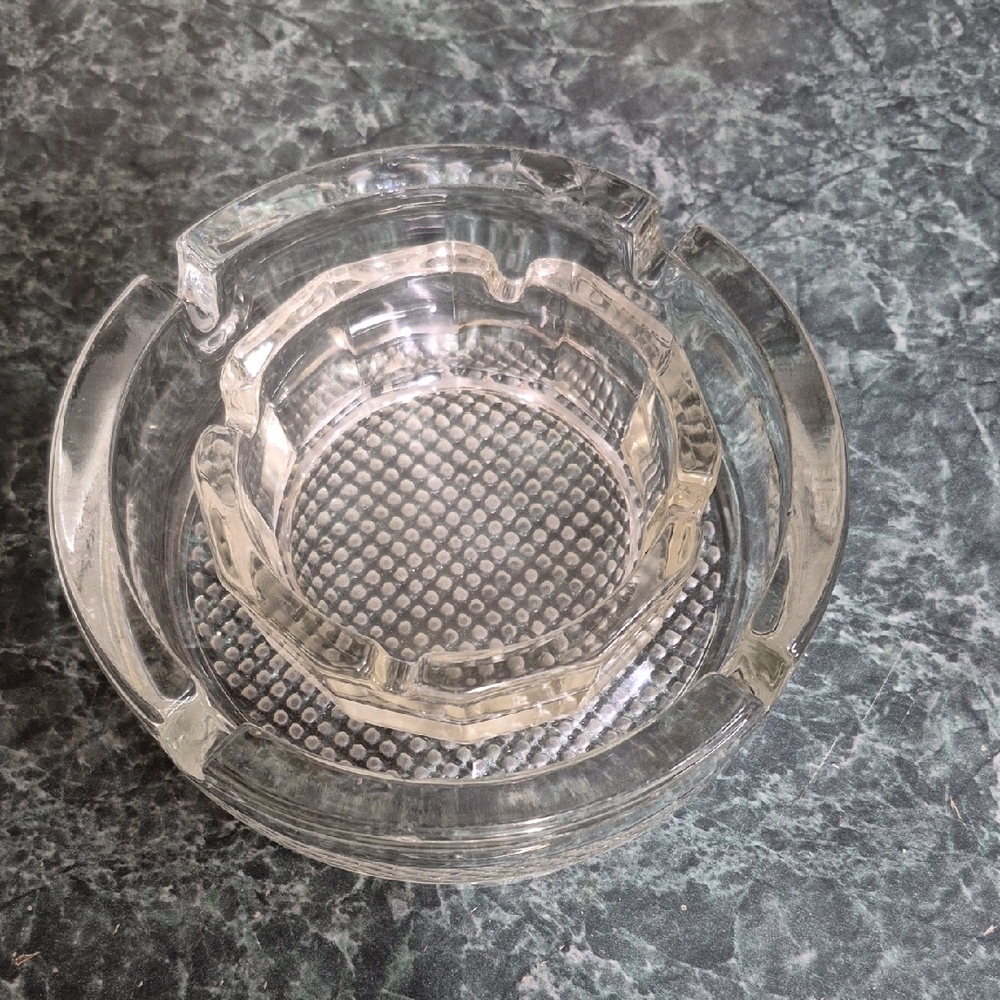 Clear Glass Ashtray Set